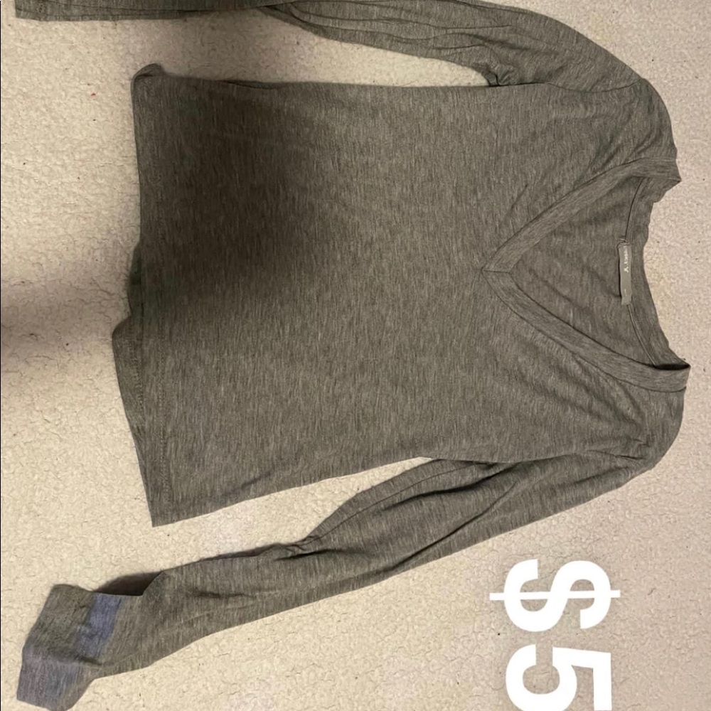 Size medium fits small or medium